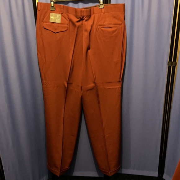 Men’s 2-Piece Dress Shirt & Pants - Picture 11 of 12